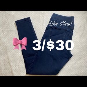 🎀 Rockstar Mid-Rise Jeggings